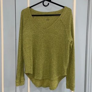 American Eagle long sleeve women’s top